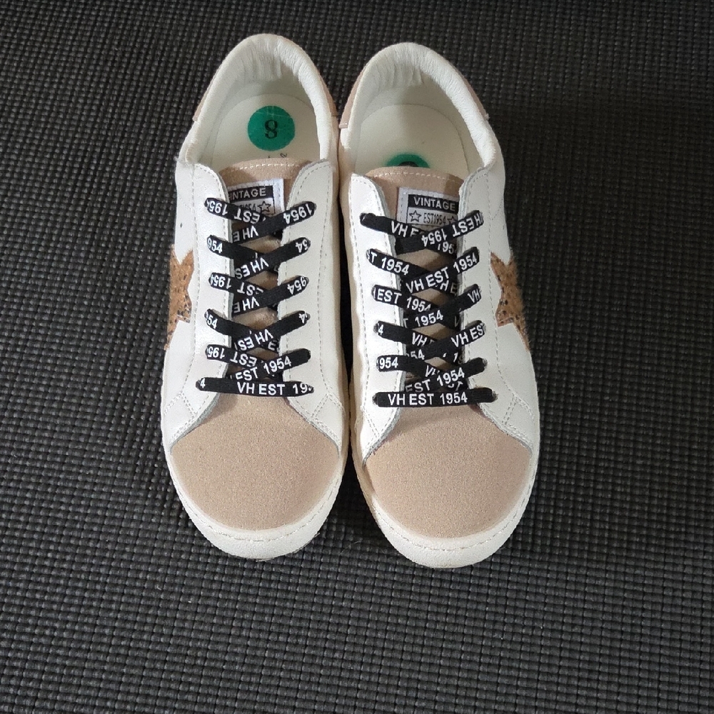 Vintage Havana Women's White and Brown Star Sneakers